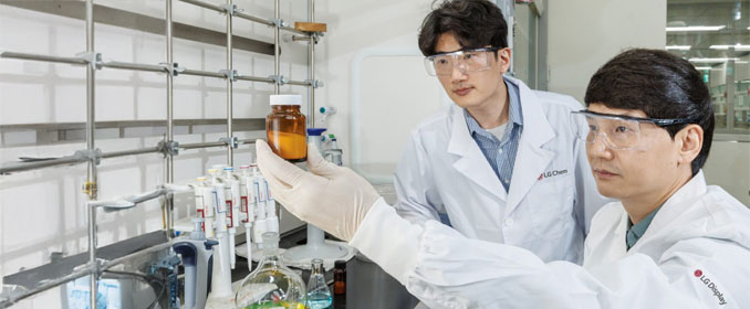 LG Display Pioneers Blue Phosphorescent OLED Edging Closer to ‘Dream Display’